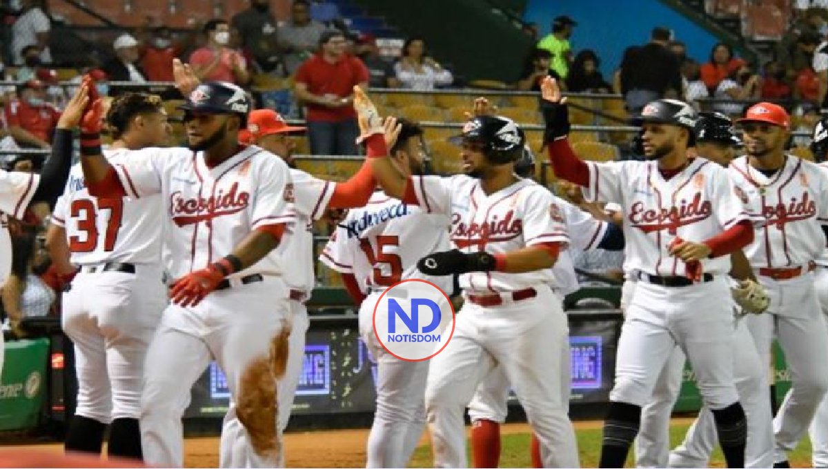 Iván Nova y Aaron Hicks guían a Leones; Gigantes y Toros ganan 2 Iván Nova y Aaron Hicks guían a Leones; Gigantes y Toros ganan
