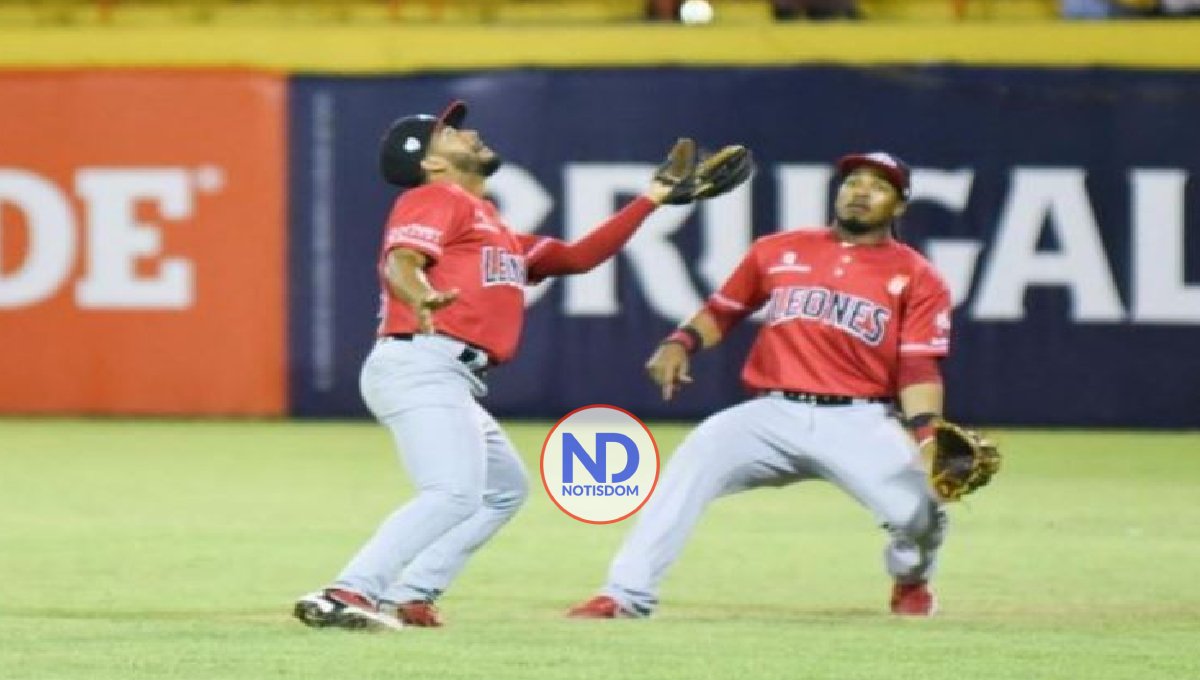Leones derrotan a las Aguilas; Estrellas vencen Licey en beisbol 2 Leones derrotan a las Aguilas; Estrellas vencen Licey en beisbol