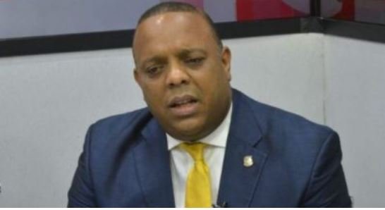 LUIS ENRIQUE Largos taponamientos y caos en tránsito del Gran Santo Domingo