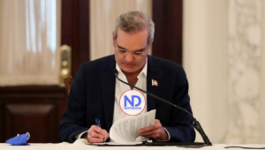 Abinader designa 35 funcionarios mediante dos decretos que no se habían dado a conocer