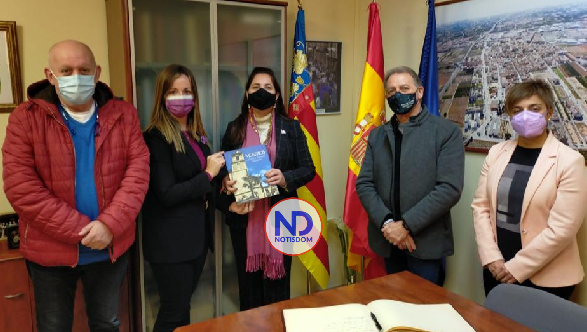 Consulado RD en Valencia reconoce trabajo de mujeres en favor de la no violencia