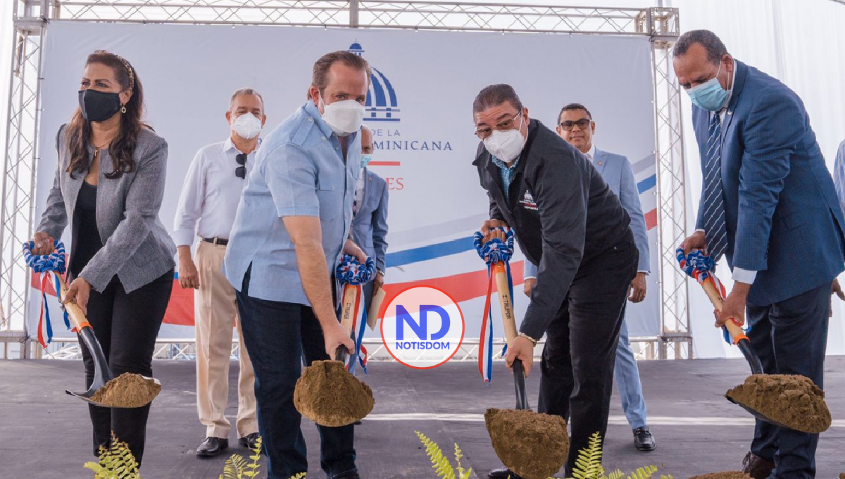 Gobierno inicia la construcción de un polideportivo y centro comunal en Villa La Mata 2 Gobierno inicia la construcción de un polideportivo y centro comunal en Villa La Mata