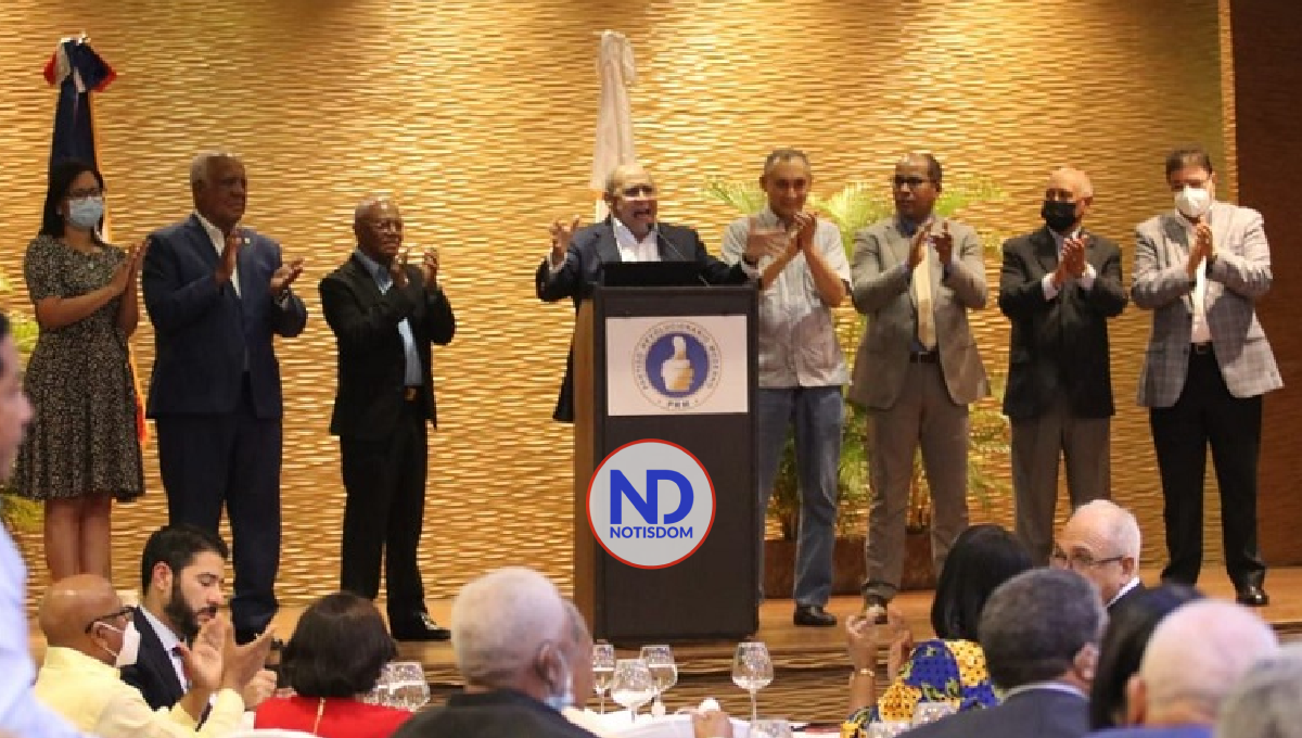 PRM anuncia el lanzamiento de la escuela de formación política "Yvelisse Prats de Pérez" 2 PRM anuncia el lanzamiento de la escuela de formación política «Yvelisse Prats de Pérez»