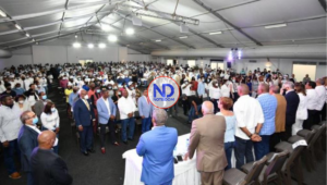 Miguel Vargas juramenta nueva estructura del PRD en el Distrito Nacional