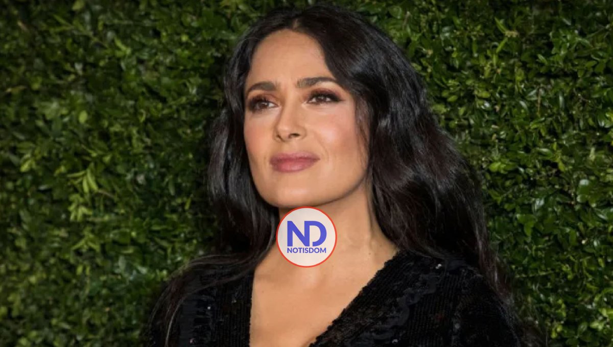 Salma Hayek dedica su estrella en Hollywood a los fans que le dieron «valor»