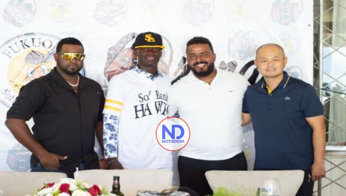 Un prospecto dominicano de sólo 17 años firma para jugar en Japón