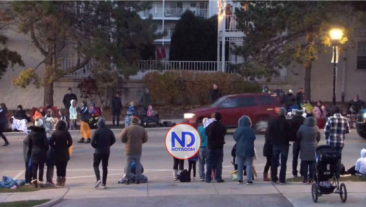 Cinco muertos y más de 40 heridos deja atropello en desfile