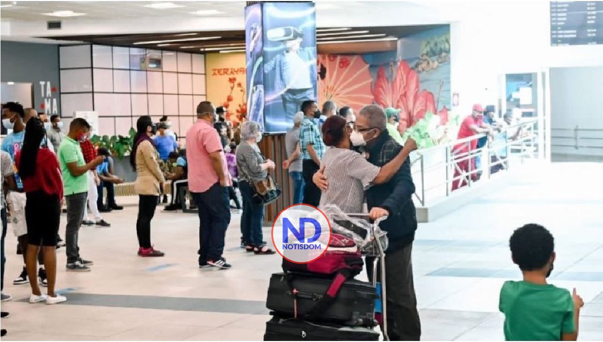 Se intensifica llegada dominicanos ausentes, pese a variante ómicron