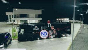 Alá Jazá obtiene autobús para su equipo de trabajo