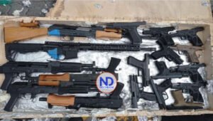 Decomisan cargamento armas de fuego en puerto Haina Oriental