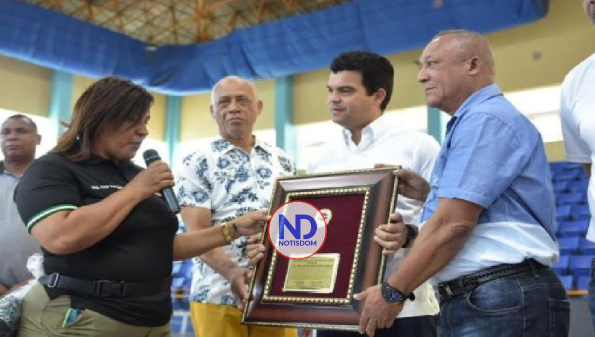 Abadina inaugura torneo basket U14 dedicado Wellington Arnaud