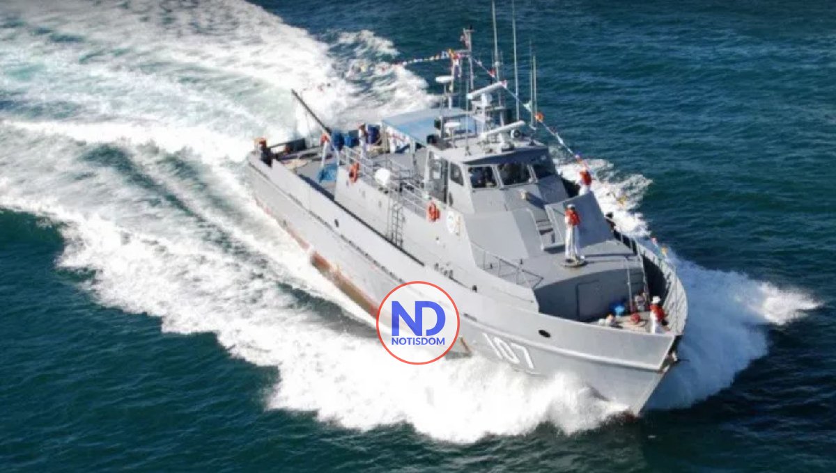 La Armada rescata seis personas a bordo de embarcación a la deriva