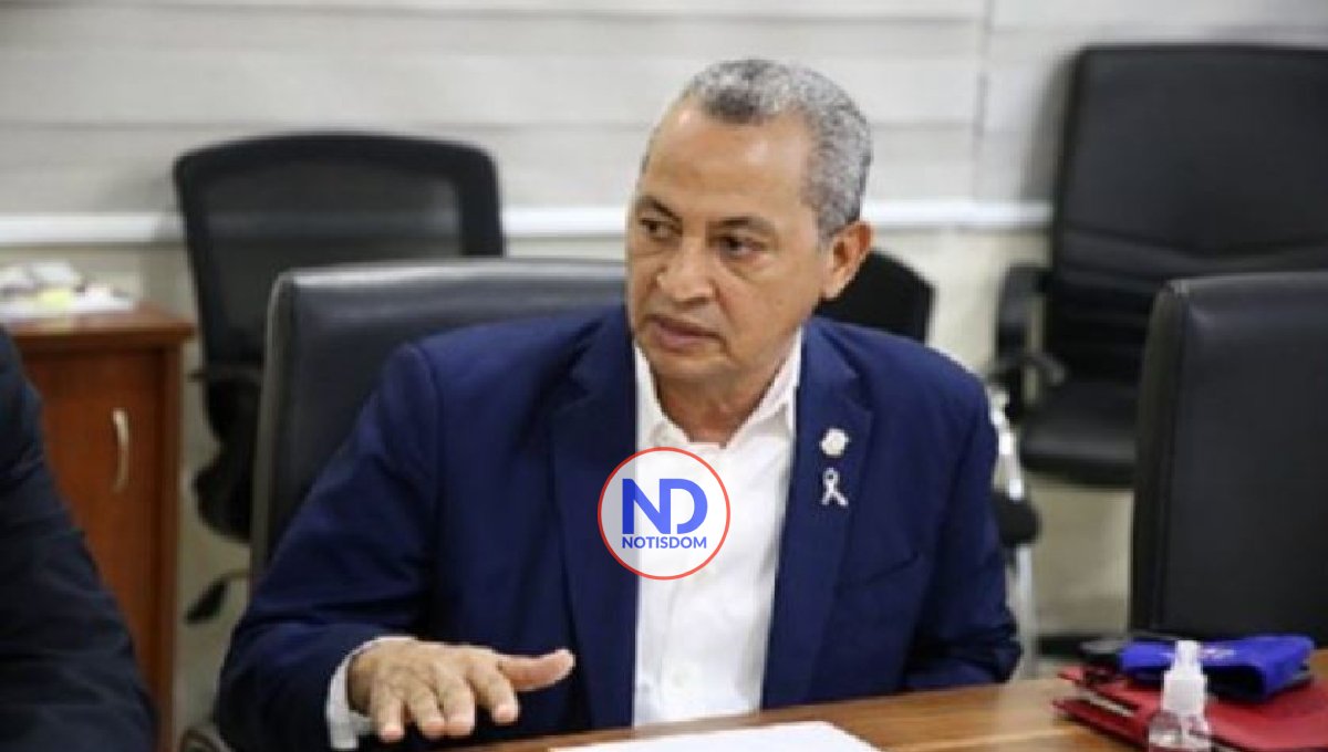 Diputado apoya solicitud de más presupuesto de la Procuradora 2 Diputado apoya solicitud de más presupuesto de la Procuradora