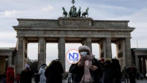 Europa afronta fiestas navideñas con restricciones ante ómicron