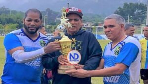 Jarabacoa FC vence al Barcelona y gana Torneo Veteranos de Fútbol