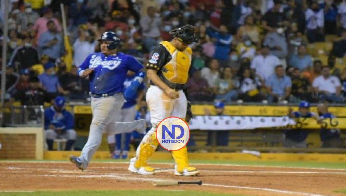 Aguilas y Estrellas se imponen en el beisbol profesional de la RD