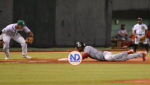 Estrellas se afianzan en primer lugar; Licey y Aguilas ganan