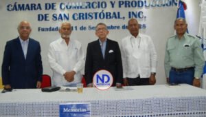 Presentan libro Memorias de San Cristóbal en un concurrido acto