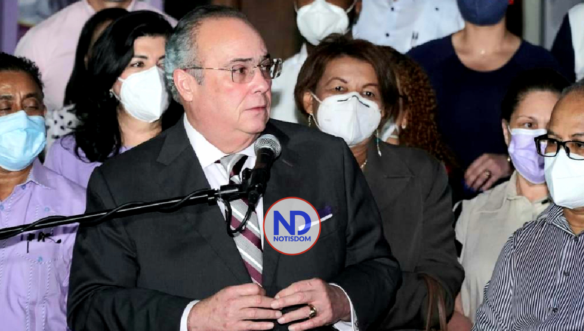 Charlie Mariotti: «Al PRM sólo le quedan dos navidades en el Palacio Nacional»