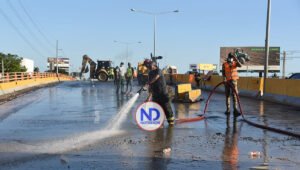 OP soluciona socavón autopista Duarte; cerrará túneles en SD