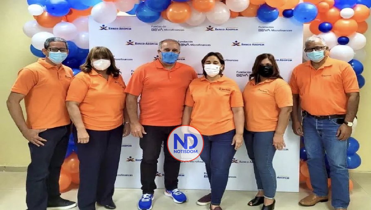 Adopem reconoce el esfuerzo de sus colaboradores durante el 2021 2 Adopem reconoce el esfuerzo de sus colaboradores durante el 2021