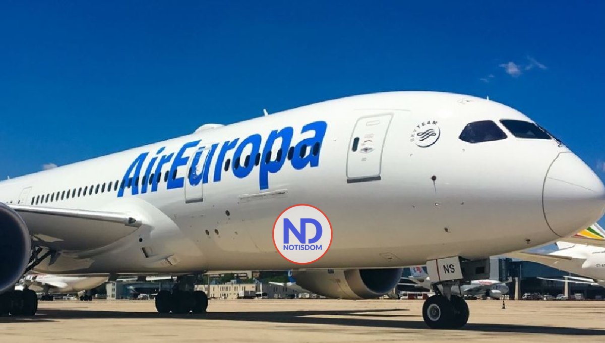 Arrestaron pasajera tras supuesta trifulca en avión ruta Madrid-SD