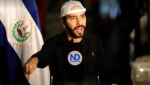 Bukele dice a la comunidad internacional que «no se metan» con tema de la paz