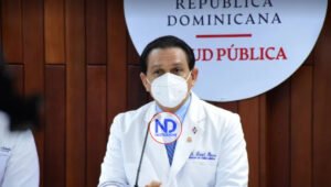 Ministro de Salud anuncia licencias por Covid-19 serán de siete días