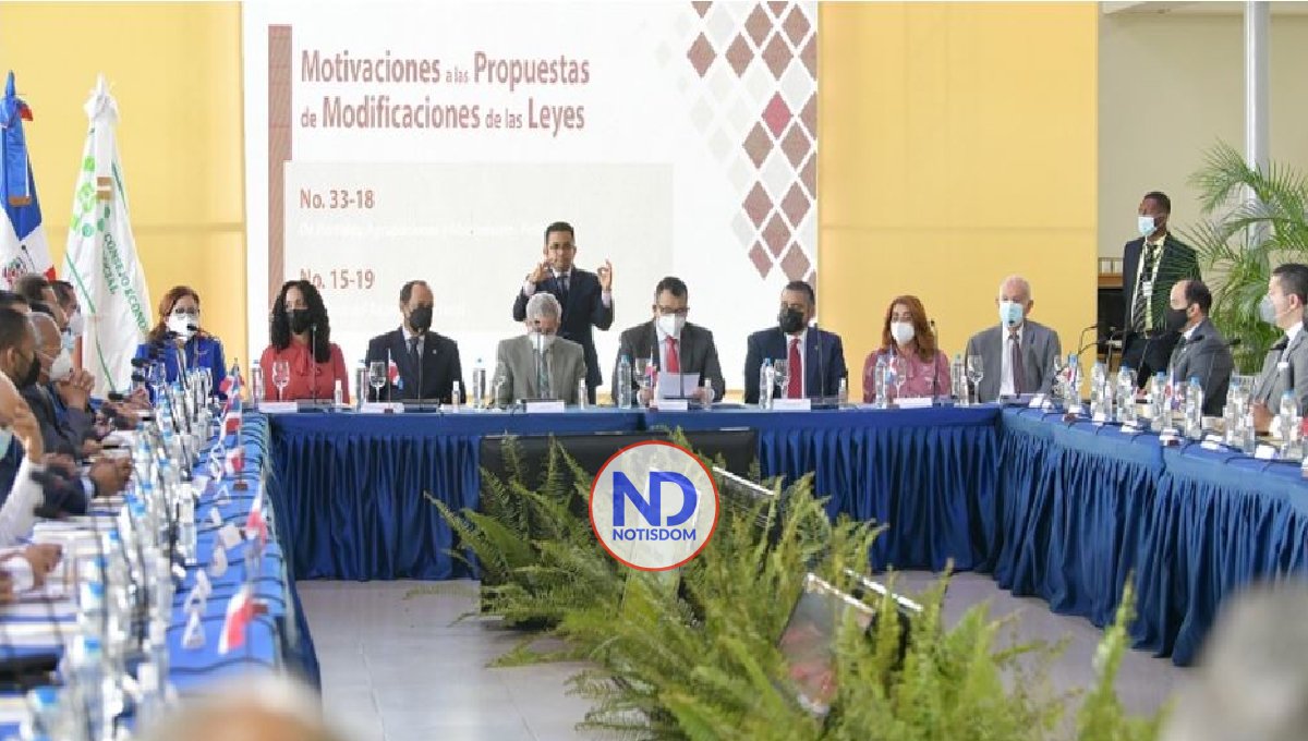 Continúa el debate de la reforma electoral en RD