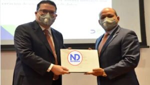 Aduanas reconoce instituciones y empresas destacadas