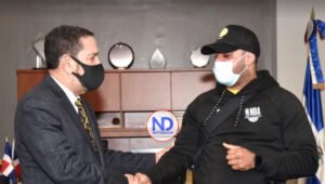 Cónsul Eligio Jáquez ofrece ayuda a damnificados incendio