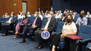 Indotel y dueños televisoras de RD discuten plan transición digital