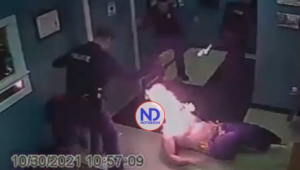 Video | Nueva York investiga la muerte de un hombre que ardió al ser alcanzado por táser