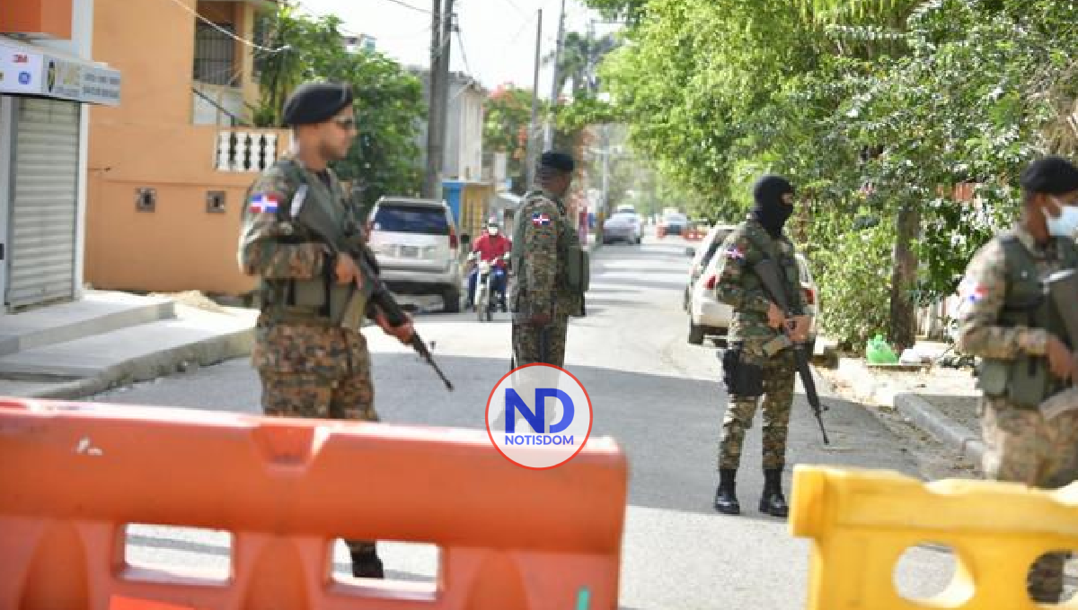 Militares asumen control de La Victoria; prohíben entrada y salida de áreas que dan acceso 2 Militares asumen control de La Victoria; prohíben entrada y salida de áreas que dan acceso