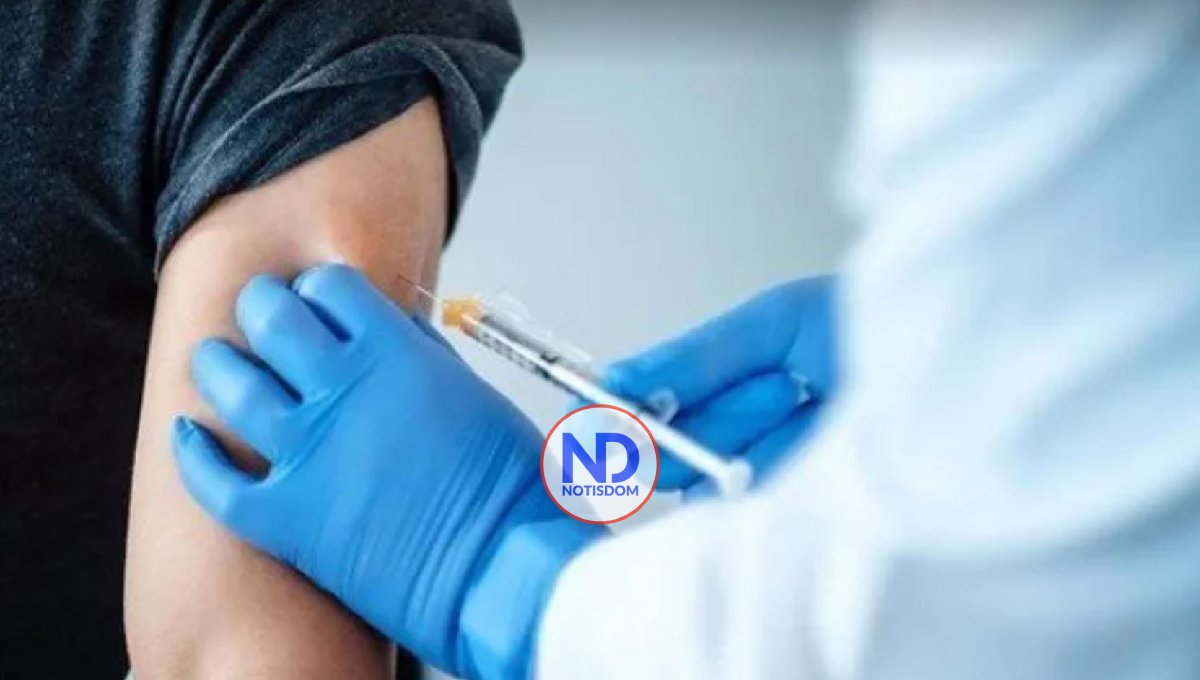 Estudio revela tercera dosis de Pfizer aumenta anticuerpos contra ómicron