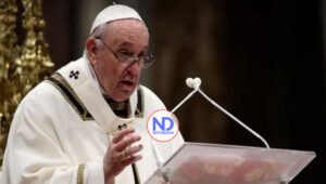 El papa llama a mantener la paz entre Ucrania y Rusia