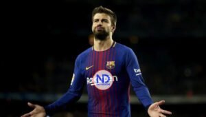 Piqué publica su nómina para desmentir informaciones sobre su salario