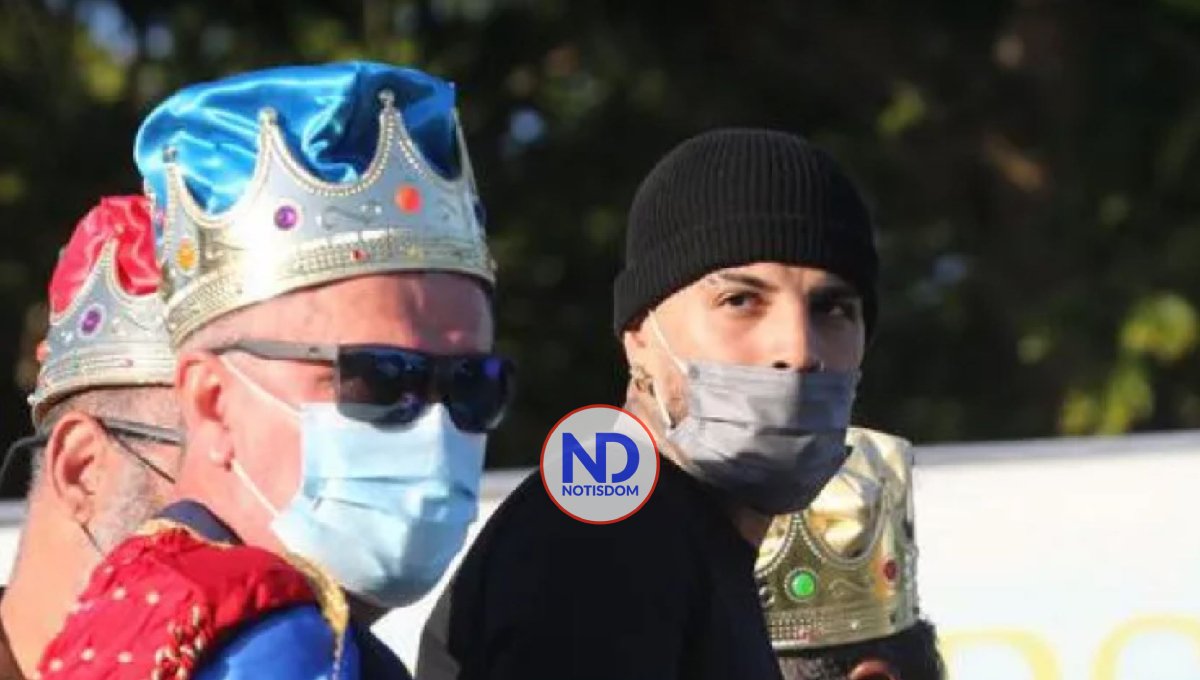 Rauw Alejandro y Wisin reparten regalos a los niños en Puerto Rico 2 Rauw Alejandro y Wisin reparten regalos a los niños en Puerto Rico