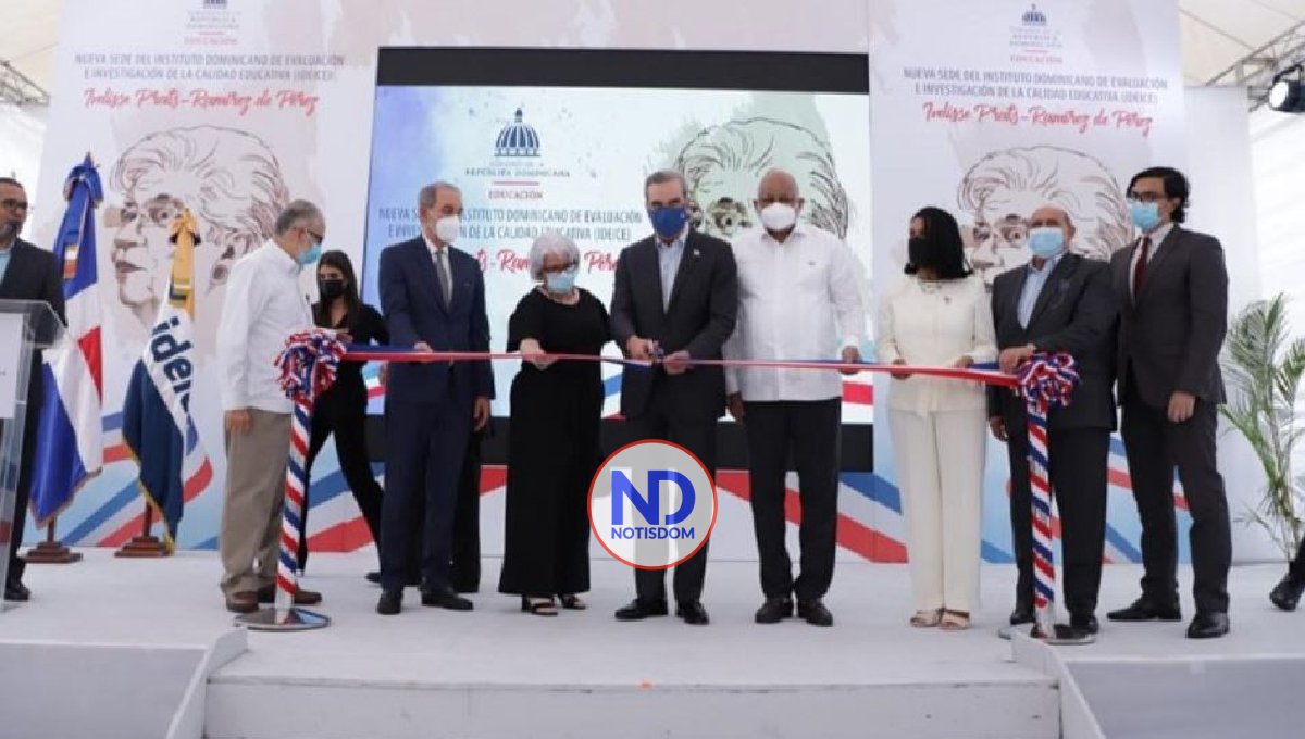 Presidente Abinader inaugura edificio para investigación calidad educación