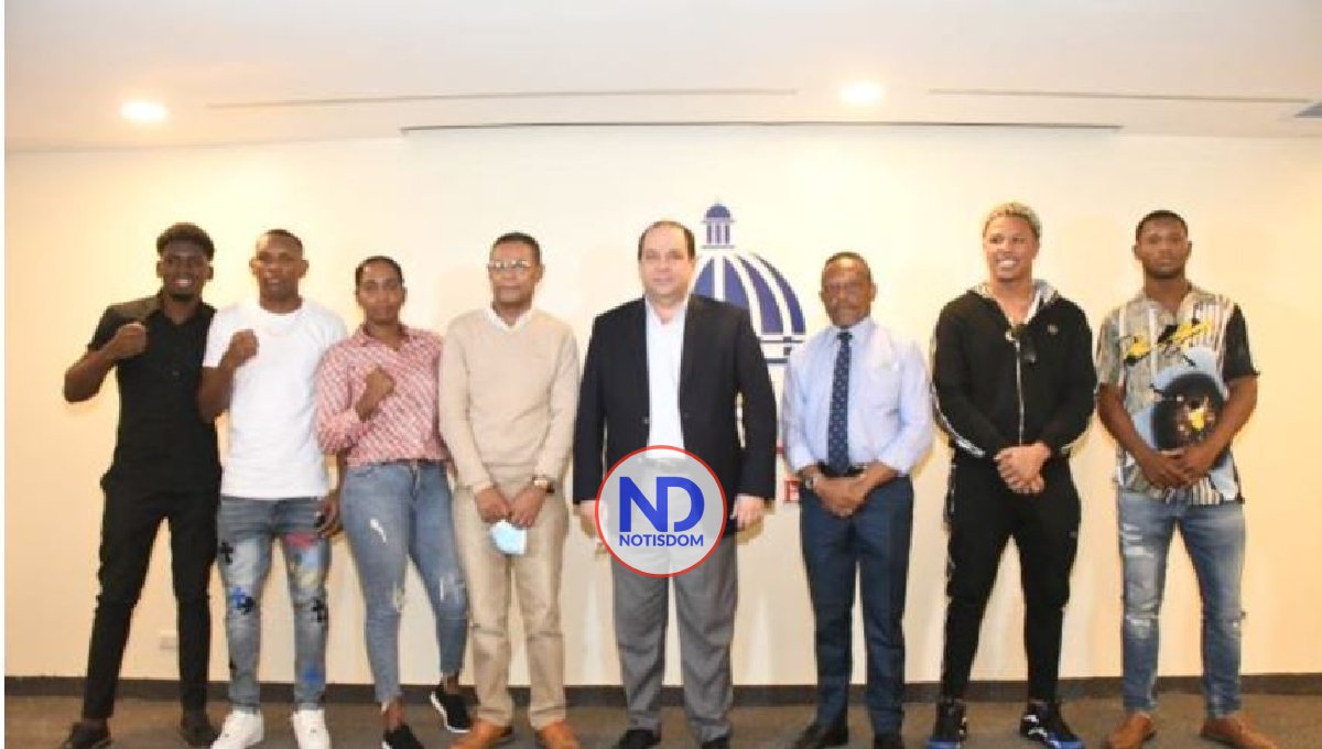 Tres ex campeones mundiales actuarán en cartelera boxeo de RD