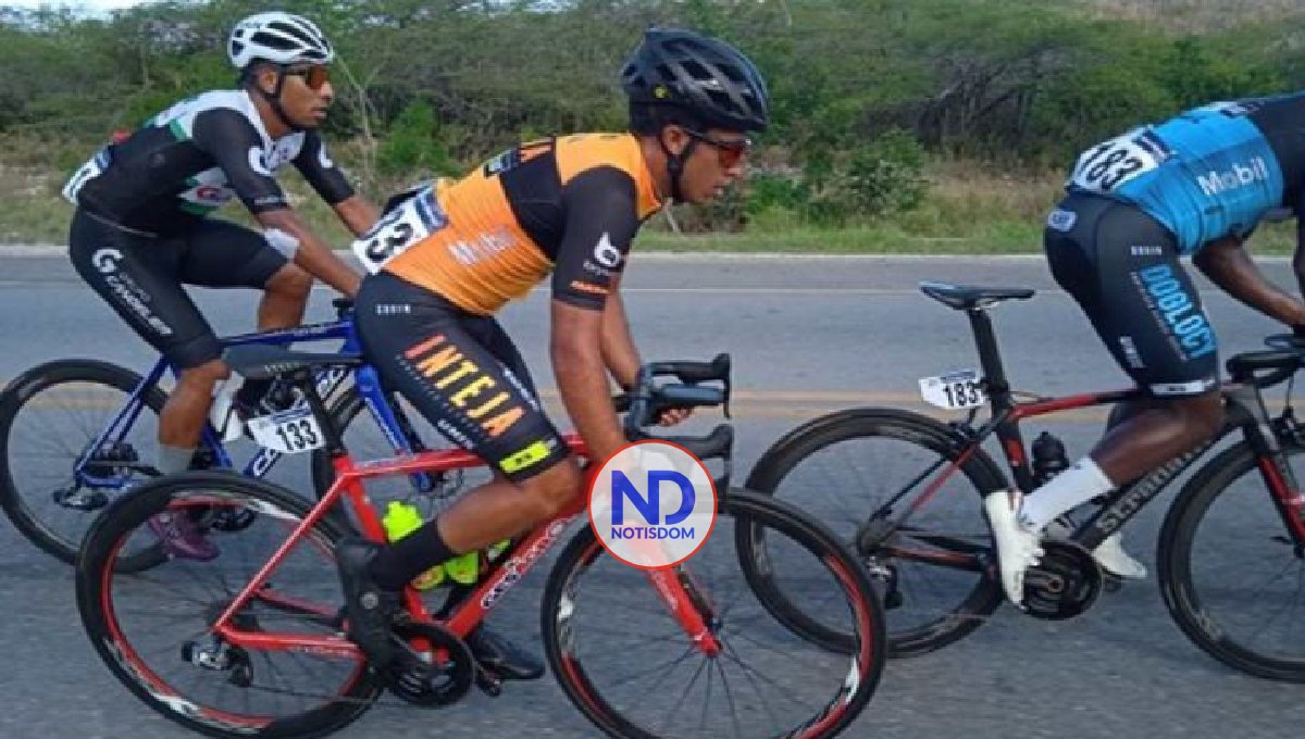 Colombiano Brayan Gómez gana cuarta etapa de Vuelta Ciclística