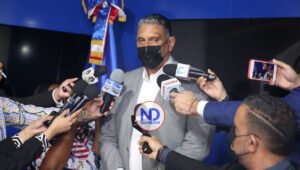 Ministro ve oposición financia las protestas para alterar paz pública