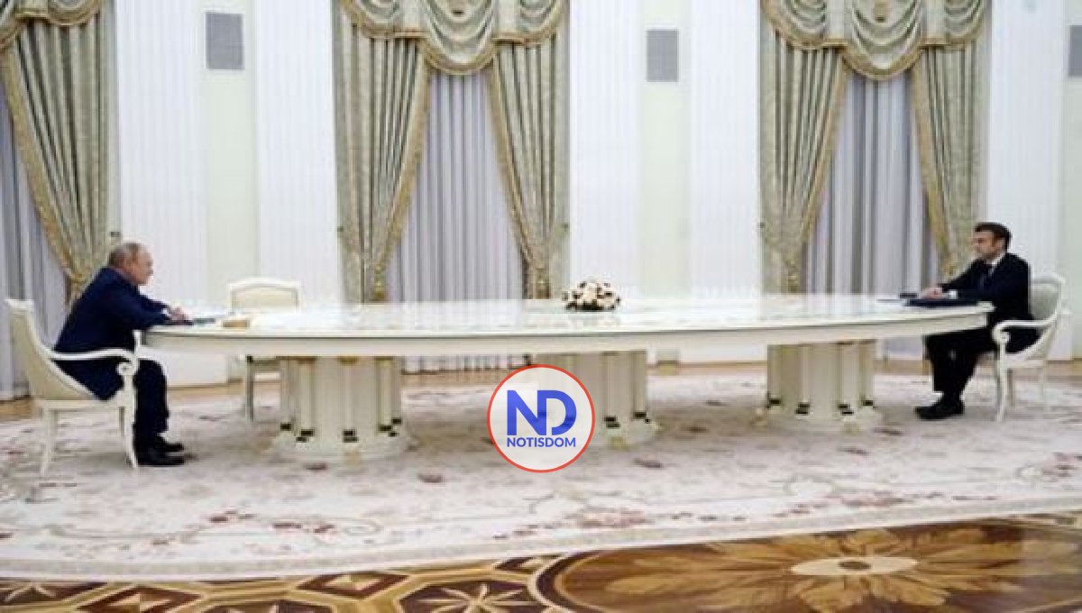 Presidentes de Rusia y Francia se reúnen durante más de 5 horas