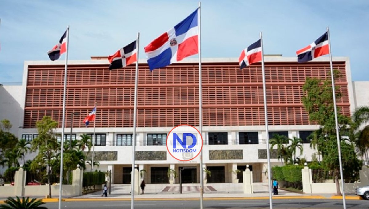 Refuerzan medidas de seguridad en la sede del Congreso Nacional