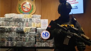 Apresan a dos llegaron SPM en lancha con 250 paquetes cocaína