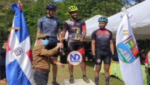 Ayuntamiento de SDE realiza una competencia de “Mountain Bike”