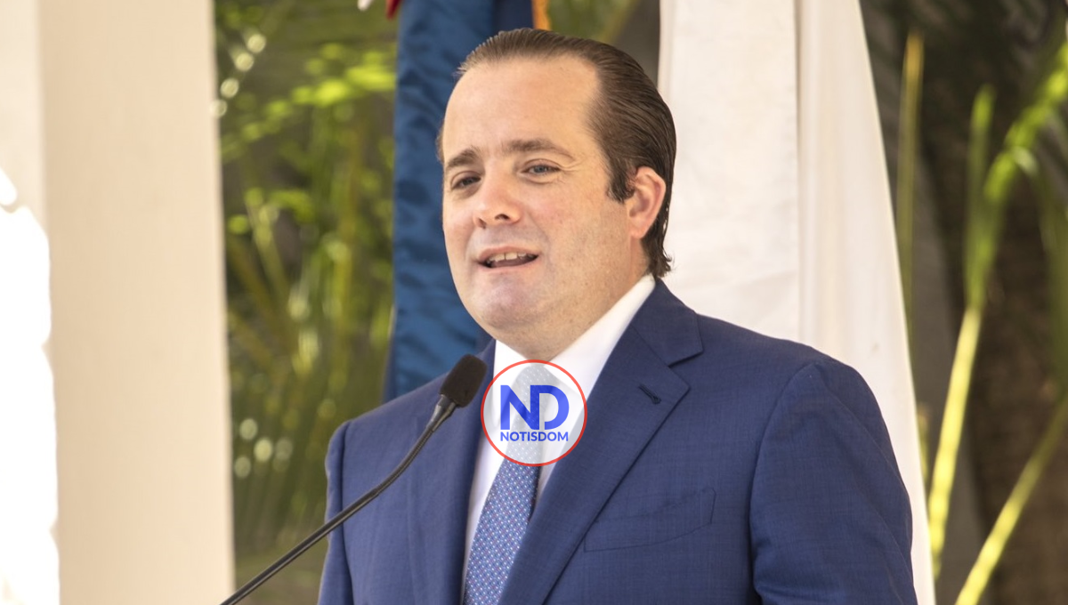 El PRM pide apoyo a la sociedad para reformar Constitución; la oposición está dividida