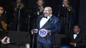 Oscar de León y Los Hermanos Rosario se imponen en el Jaragua