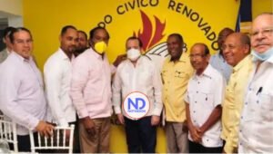 Zorrilla Ozuna se acerca al PRM para volver al peñagomismo