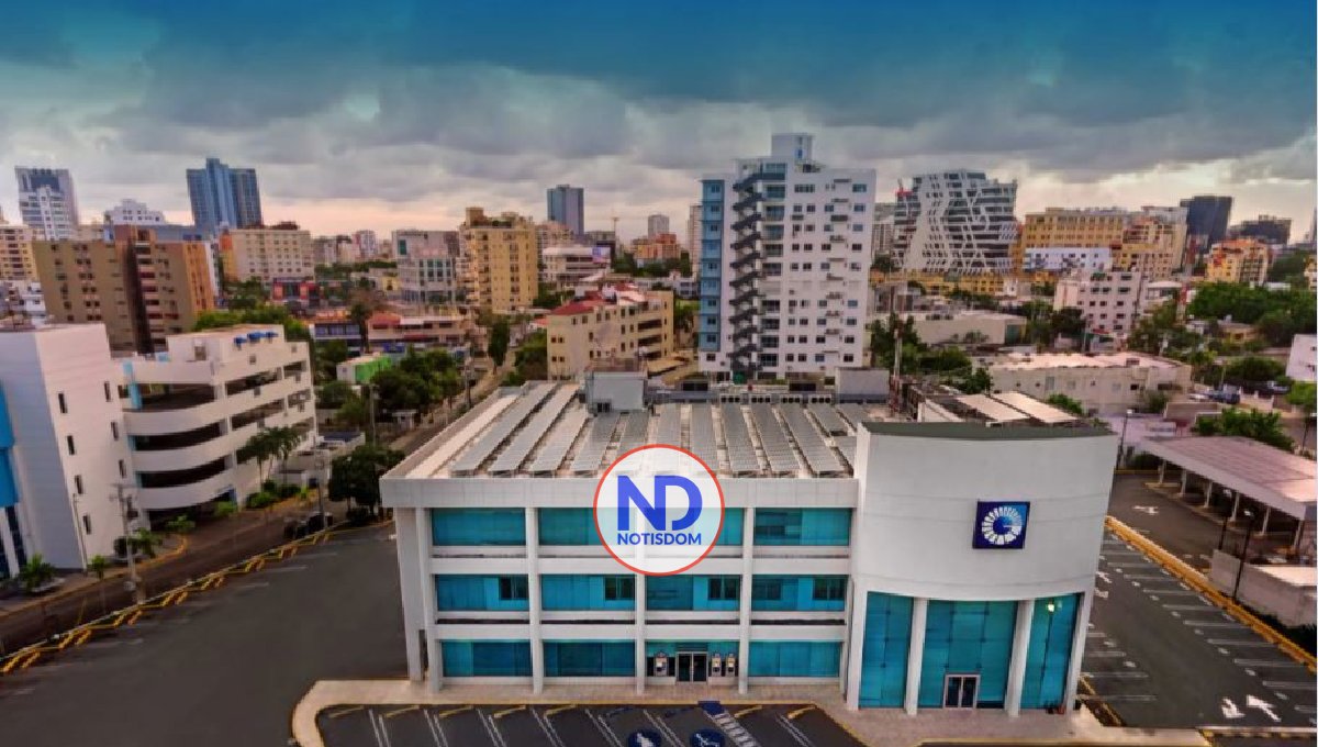 Banco Popular conmemora 10 años de su proyecto de oficinas fotovoltaicas